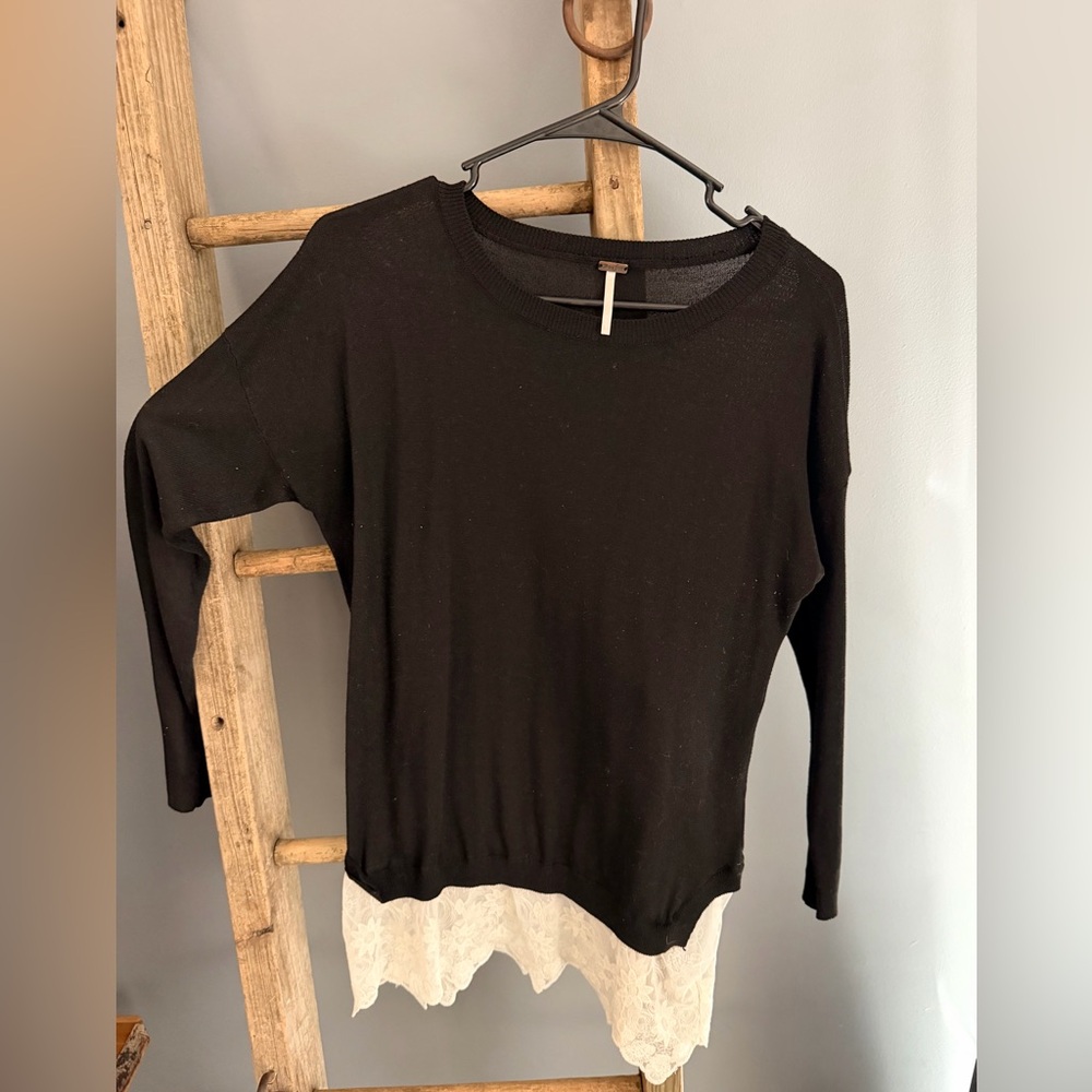 Black Knit Layered Sweater with Lace Hem